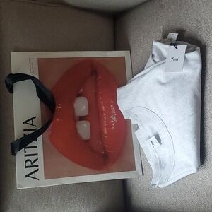 TNA Aritzia Tour Muscle Tank Top size L